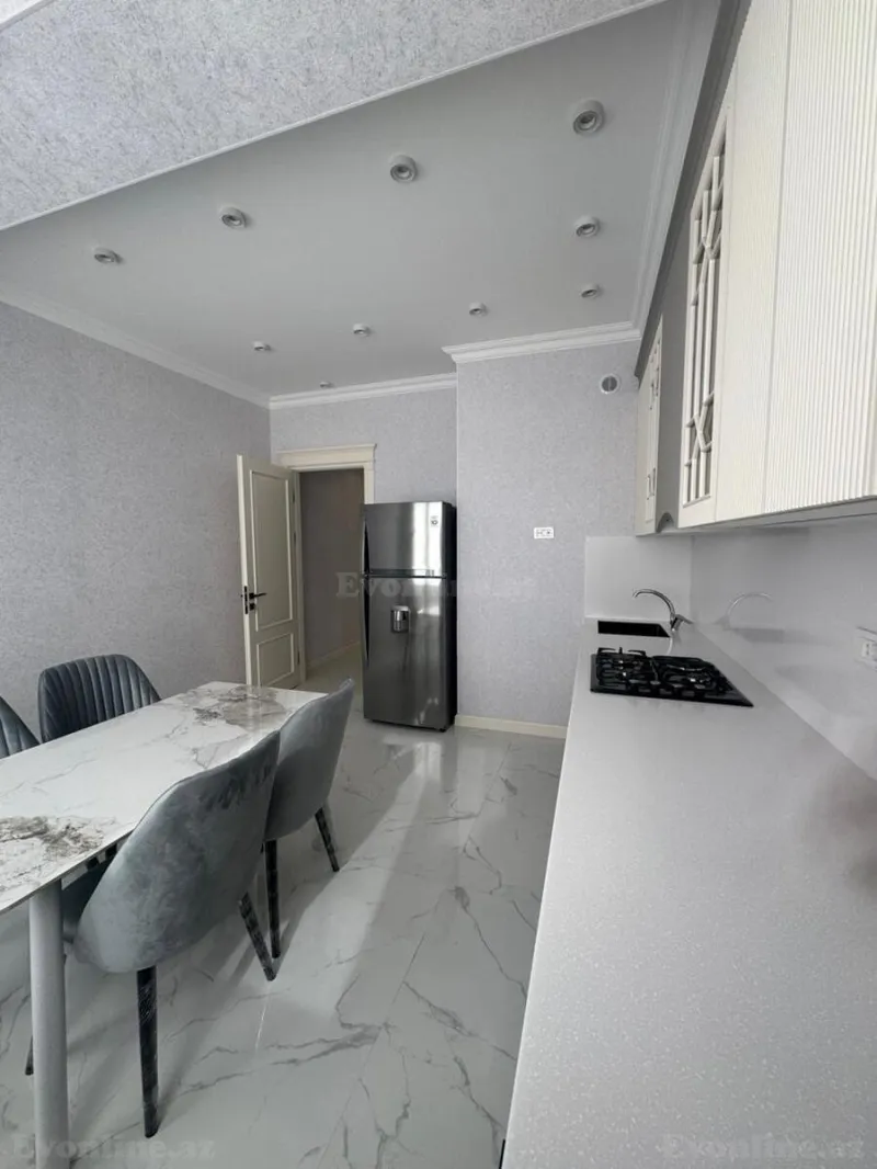 Kirayə verilir 3 otaqlı Mənzil Yeni tikili 150 m² 28 May m. - şəkil 14