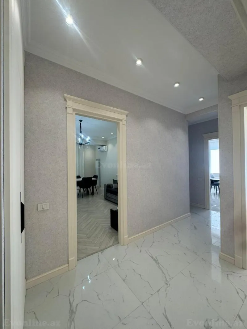 Kirayə verilir 3 otaqlı Mənzil Yeni tikili 150 m² 28 May m. - şəkil 18
