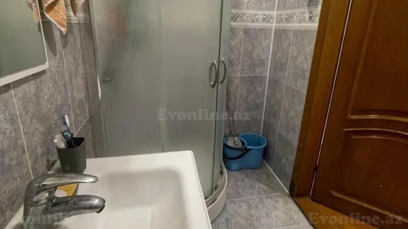 Satılır 3 otaqlı Mənzil Köhnə tikili 75 m² Nəsimi r. - şəkil 8