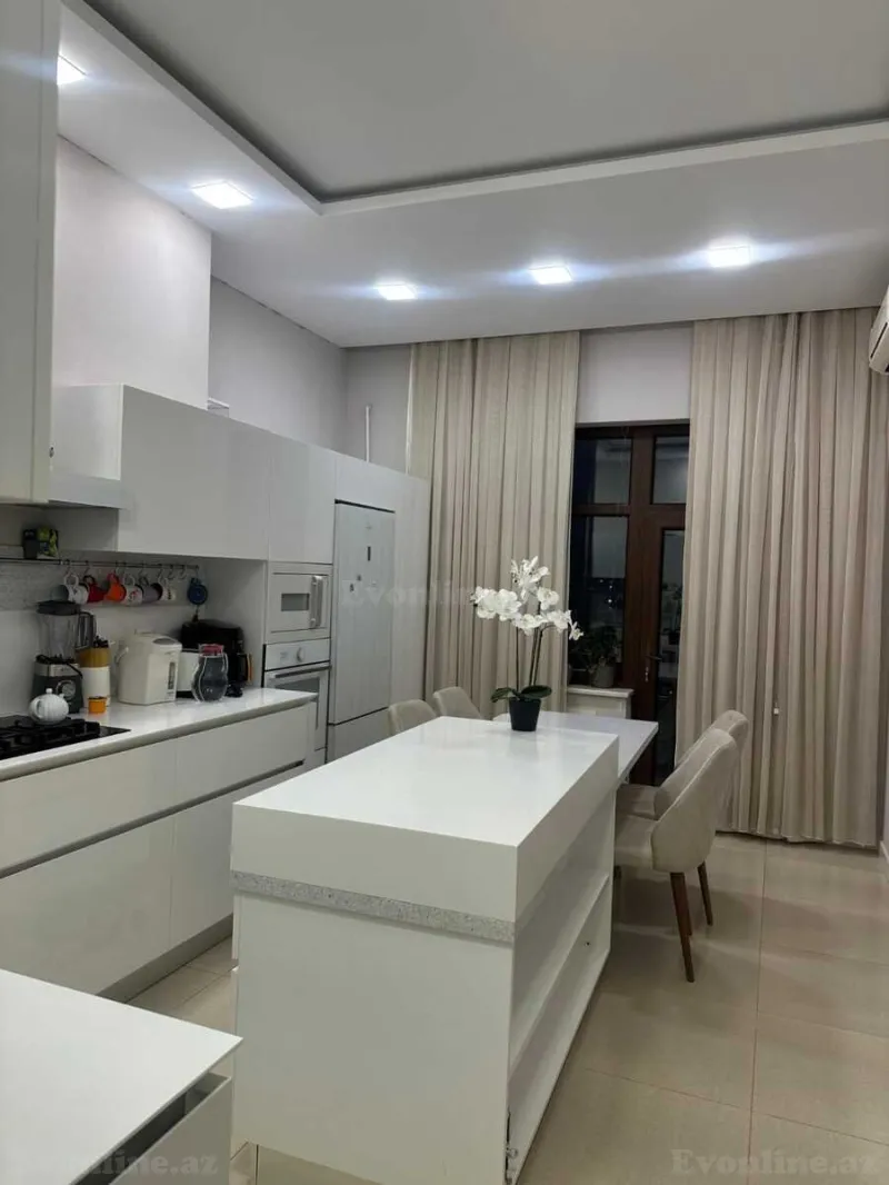 Satılır 4 otaqlı Mənzil Yeni tikili 200 m² Nizami m. - şəkil 6