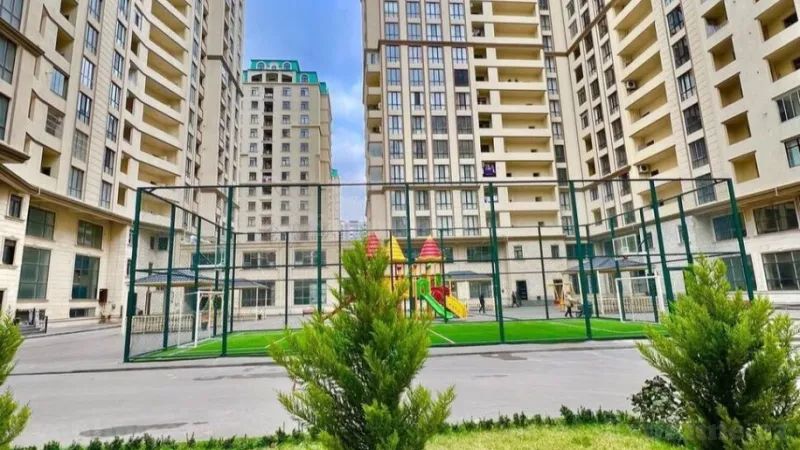 Satılır 2 otaqlı Mənzil Yeni tikili 70 m² 28 May m. - şəkil 2