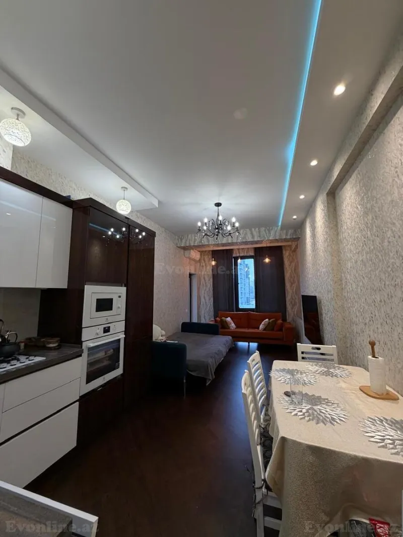 Satılır 2 otaqlı Mənzil Yeni tikili 70 m² 28 May m. - şəkil 6