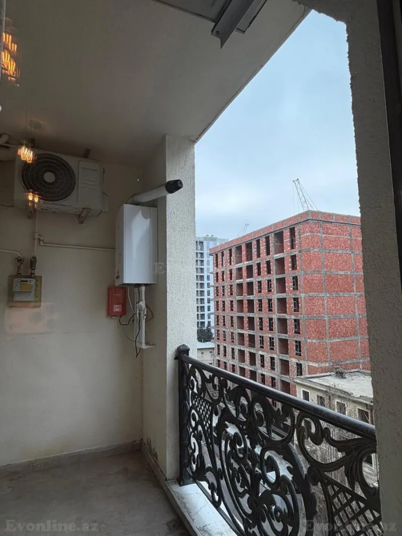 Satılır 2 otaqlı Mənzil Yeni tikili 70 m² 28 May m. - şəkil 11