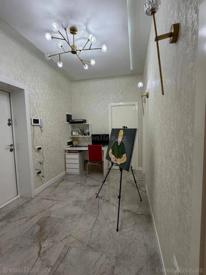 Satılır 2 otaqlı Mənzil Yeni tikili 70 m² 28 May m. - şəkil 12