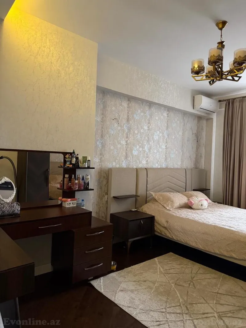 Satılır 2 otaqlı Mənzil Yeni tikili 70 m² 28 May m. - şəkil 13