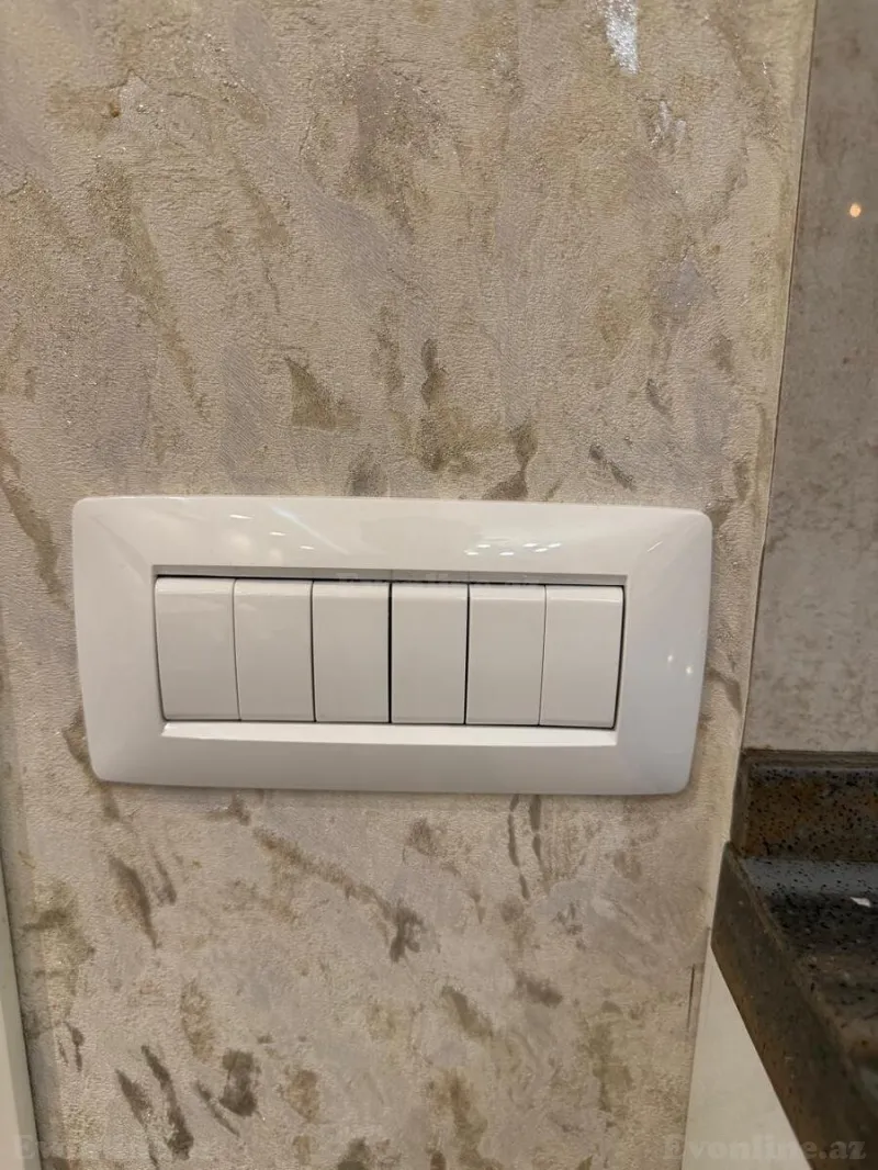 Satılır 2 otaqlı Mənzil Yeni tikili 70 m² 28 May m. - şəkil 16