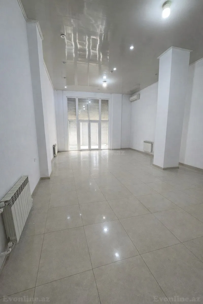 Bakı, Nizami r., Neftçilər m.da obyekt kirayə verilir