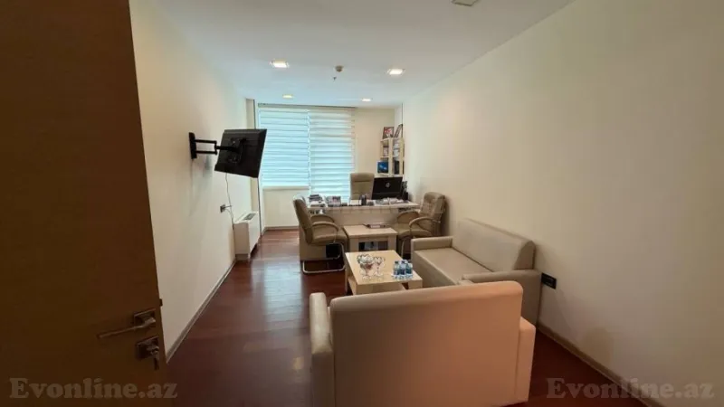 Kirayə verilir Ofis 200 m² 28 May m. - şəkil 15