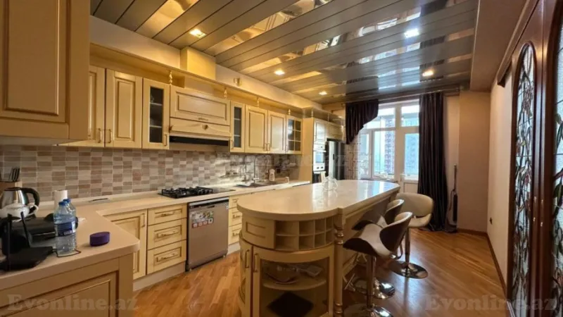 Satılır 4 otaqlı Mənzil Yeni tikili 210 m² Gənclik m. - şəkil 3