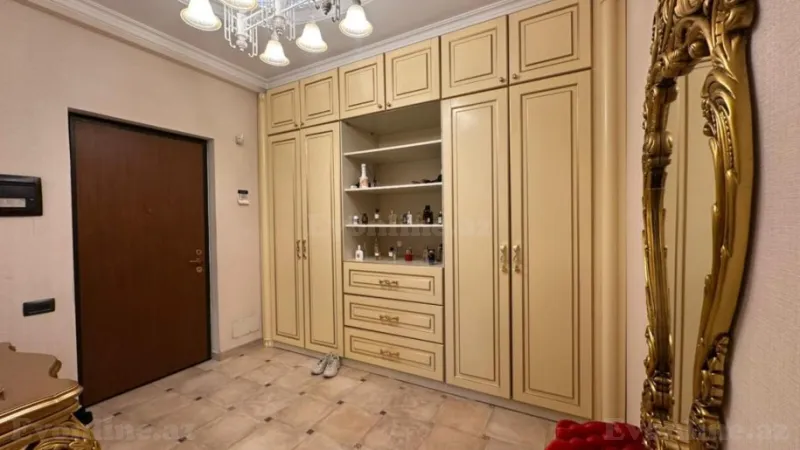 Satılır 4 otaqlı Mənzil Yeni tikili 210 m² Gənclik m. - şəkil 14