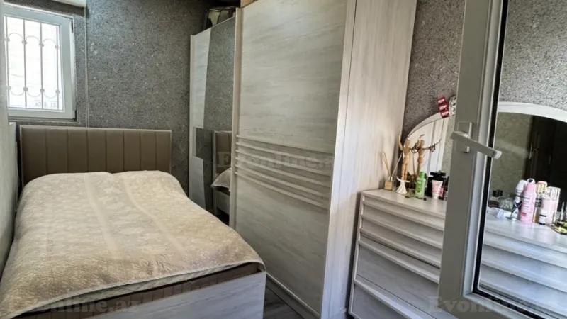 Satılır 3 otaqlı Mənzil Köhnə tikili 50 m² Sahil m. - şəkil 2