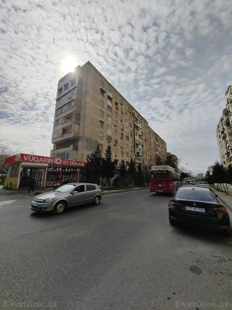 Satılır 3 otaqlı Mənzil Köhnə tikili 90 m² Xalqlar Dostluğu m.