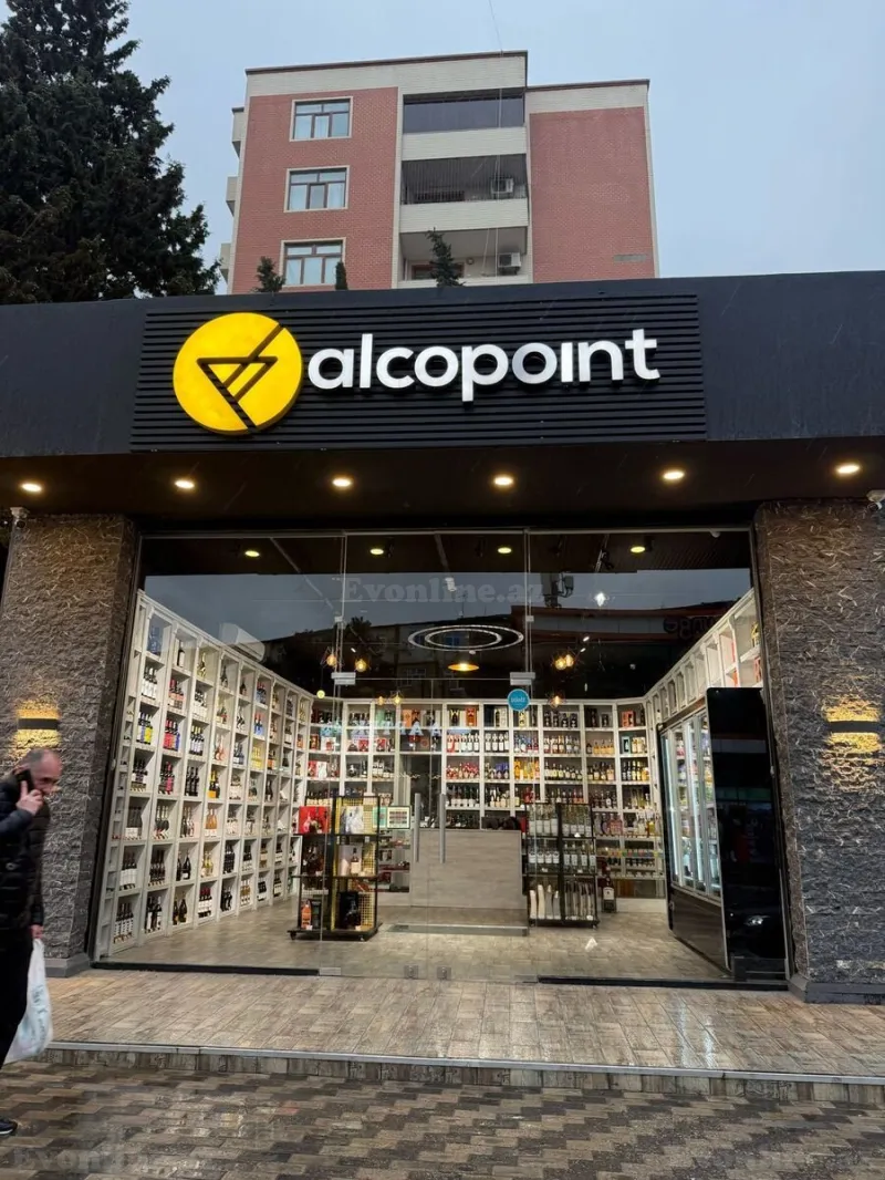 Satılır Obyekt 93 m² Memar Əcəmi m.