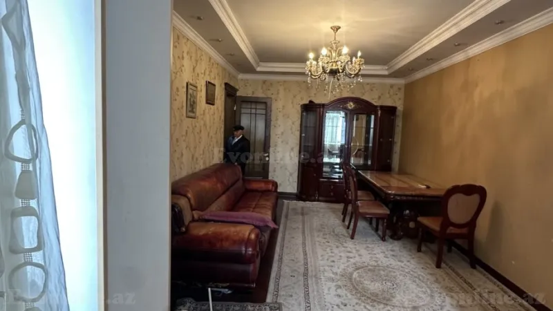 Kirayə verilir 4 otaqlı Mənzil Köhnə tikili 120 m² Nəriman Nərimanov m. - şəkil 3
