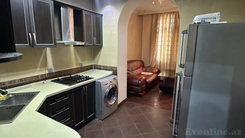 Kirayə verilir 4 otaqlı Mənzil Köhnə tikili 120 m² Nəriman Nərimanov m. - şəkil 6