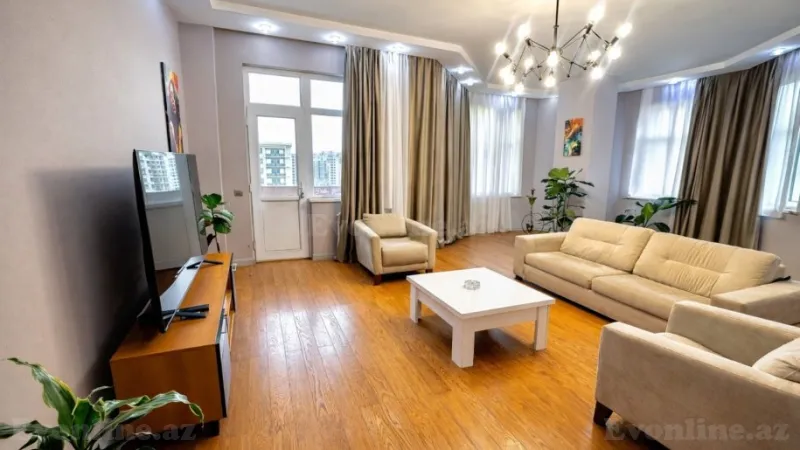 Satılır 3 otaqlı Mənzil Yeni tikili 145 m² Gənclik m. - şəkil 2