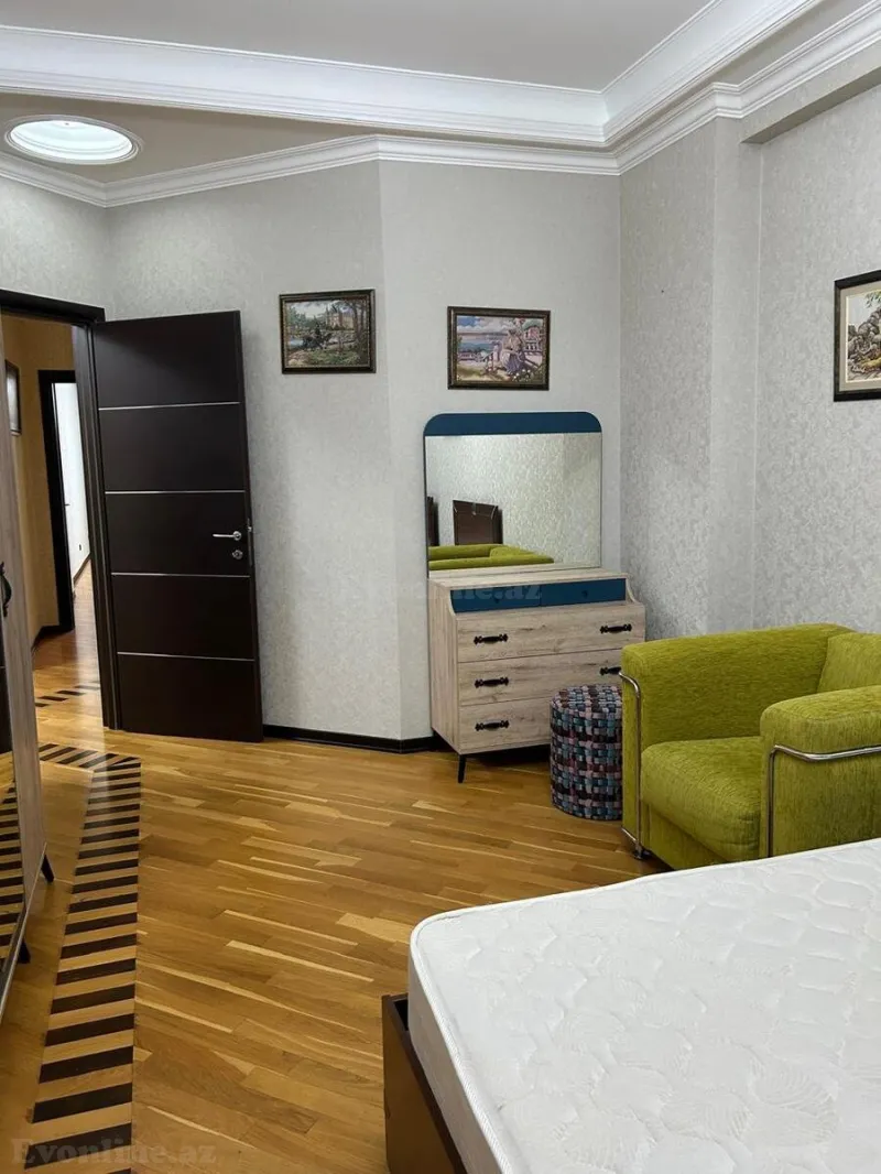 Satılır 3 otaqlı Mənzil Yeni tikili 137 m² Nəsimi r. - şəkil 4