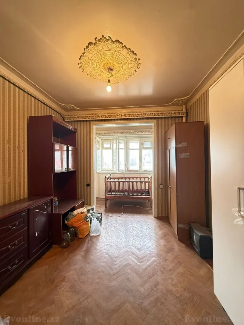 Satılır 4 otaqlı Mənzil Köhnə tikili 110 m² Yeni Yasamal - şəkil 9