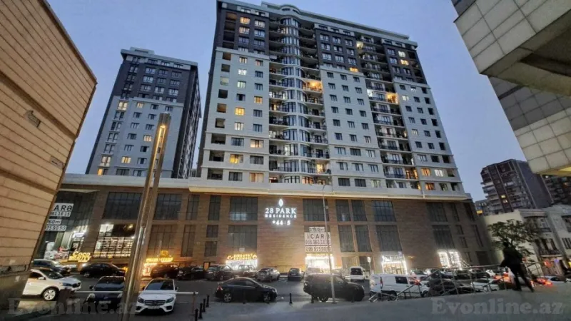 Satılır 3 otaqlı Mənzil Yeni tikili 132.2 m² 28 May m.