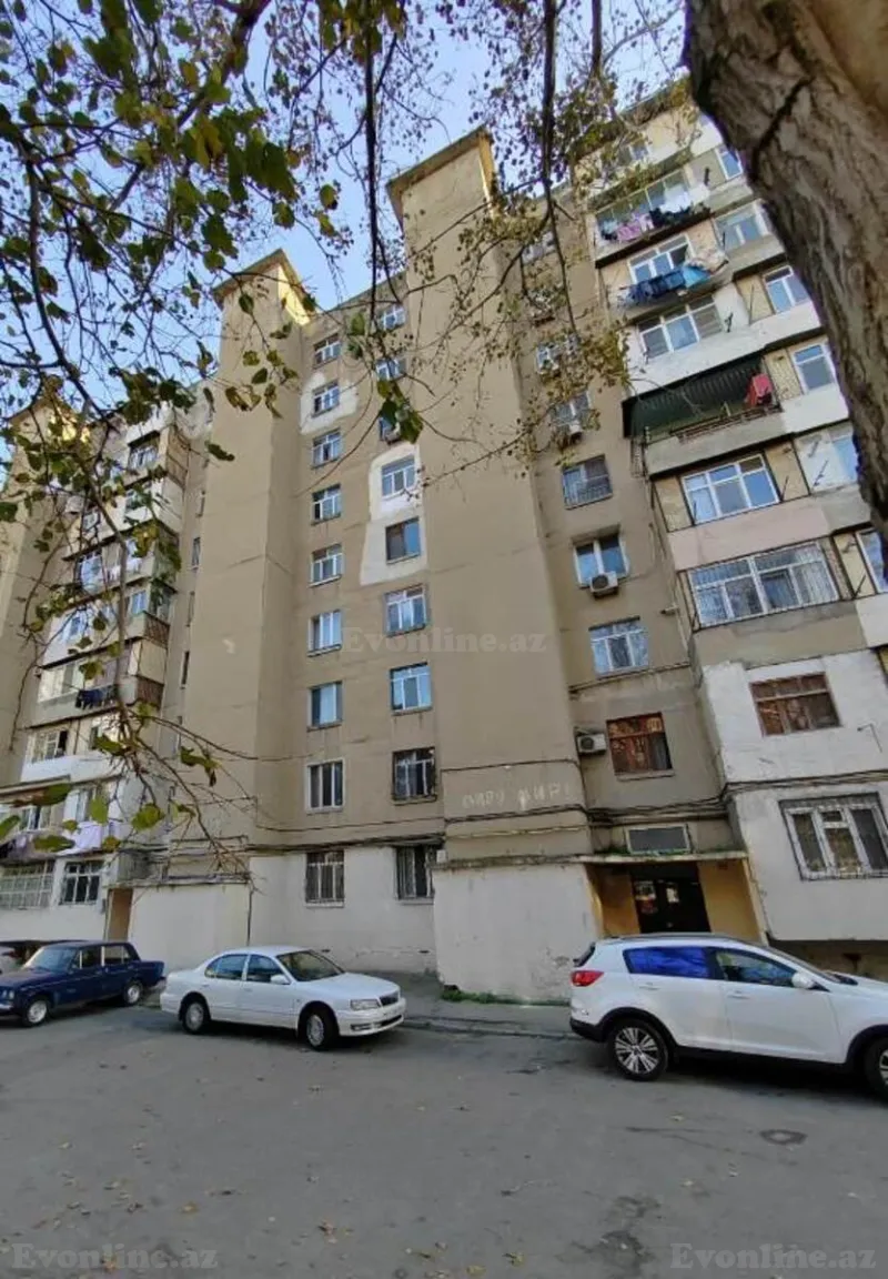 Satılır 3 otaqlı Mənzil Köhnə tikili 65 m² Əhmədli