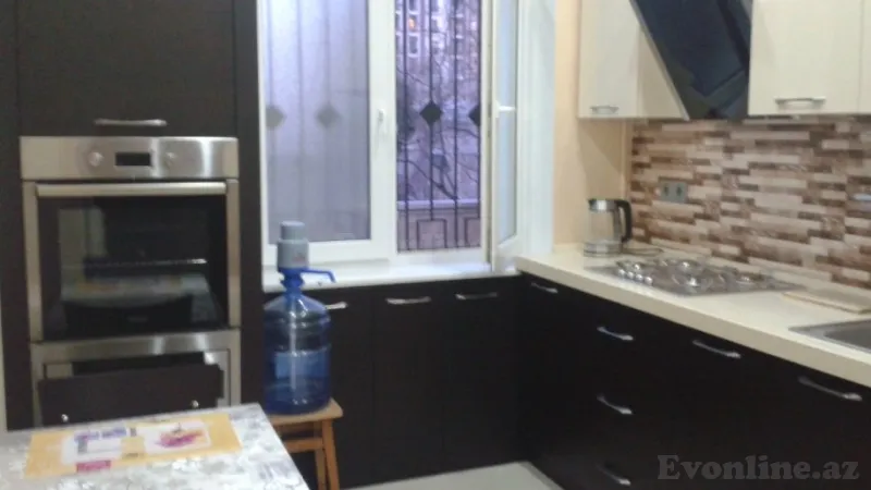 Kirayə verilir 3 otaqlı Mənzil Köhnə tikili 90 m² 28 May m. - şəkil 4