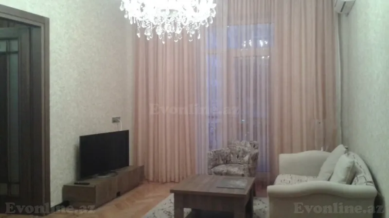 Kirayə verilir 3 otaqlı Mənzil Köhnə tikili 90 m² 28 May m. - şəkil 8