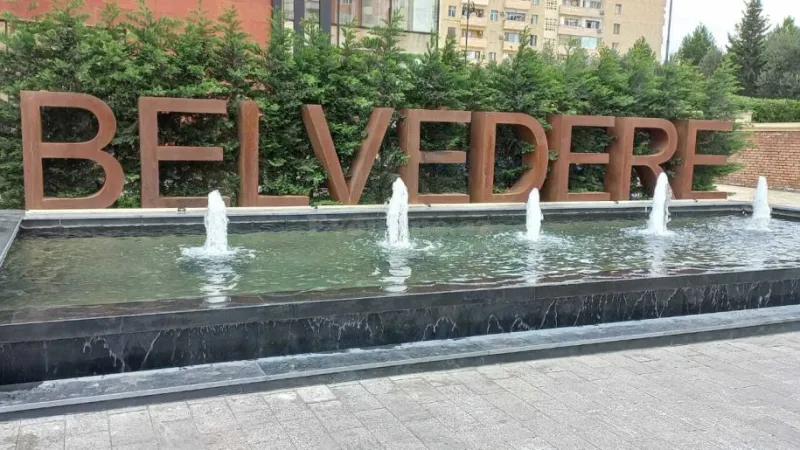 Satılır 4 otaqlı Mənzil Yeni tikili 175 m² Elmlər Akademiyası m.