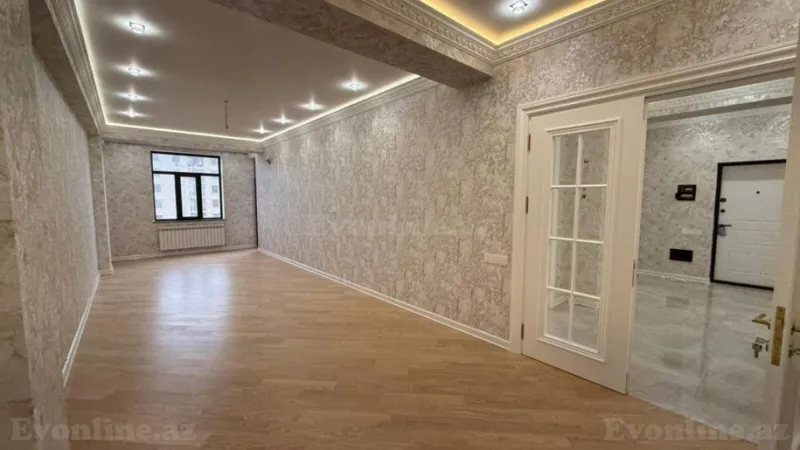 Satılır 3 otaqlı Mənzil Yeni tikili 151 m² 8 Noyabr m.