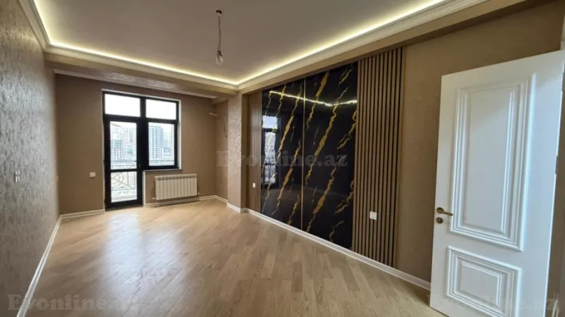 Satılır 3 otaqlı Mənzil Yeni tikili 151 m² 8 Noyabr m. - şəkil 4