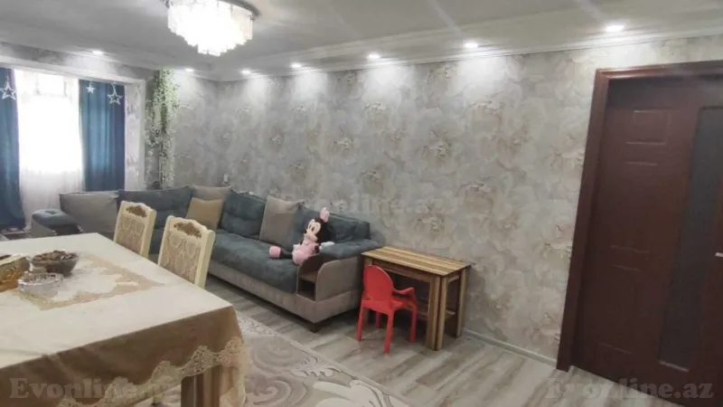 Satılır 4 otaqlı Mənzil Köhnə tikili 110 m² Neftçilər m. - şəkil 2