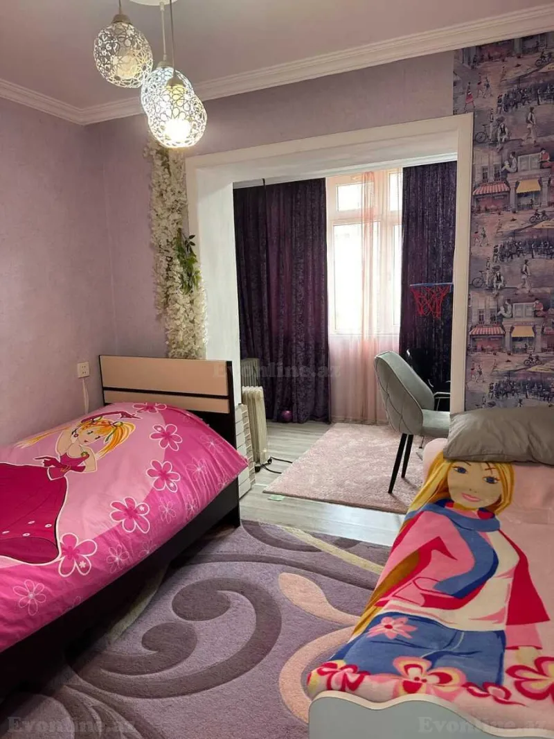 Satılır 4 otaqlı Mənzil Köhnə tikili 110 m² Neftçilər m. - şəkil 3