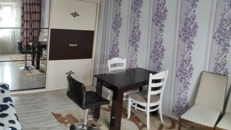 Satılır 4 otaqlı Mənzil Köhnə tikili 110 m² Neftçilər m. - şəkil 12