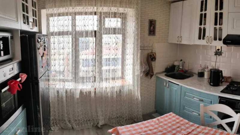 Satılır 4 otaqlı Mənzil Köhnə tikili 110 m² Neftçilər m. - şəkil 17