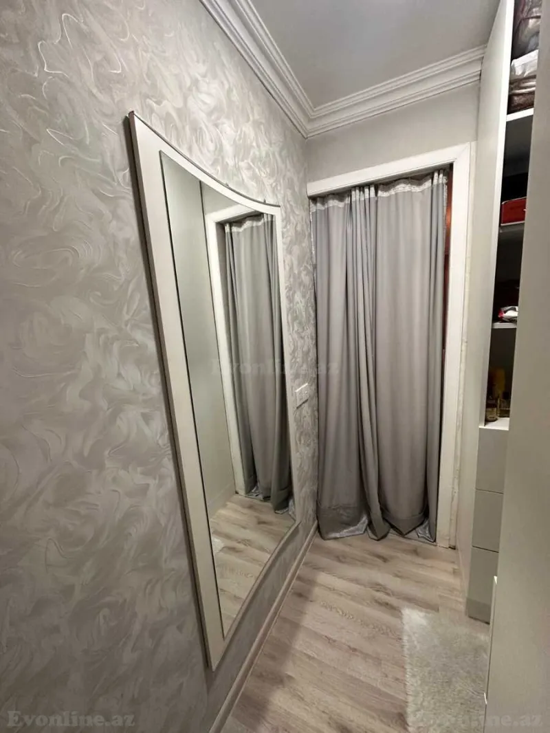 Satılır 4 otaqlı Mənzil Köhnə tikili 110 m² Neftçilər m. - şəkil 18