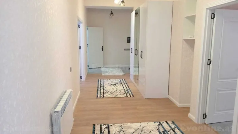 Kirayə verilir 3 otaqlı Mənzil Yeni tikili 140 m² Xətai r.