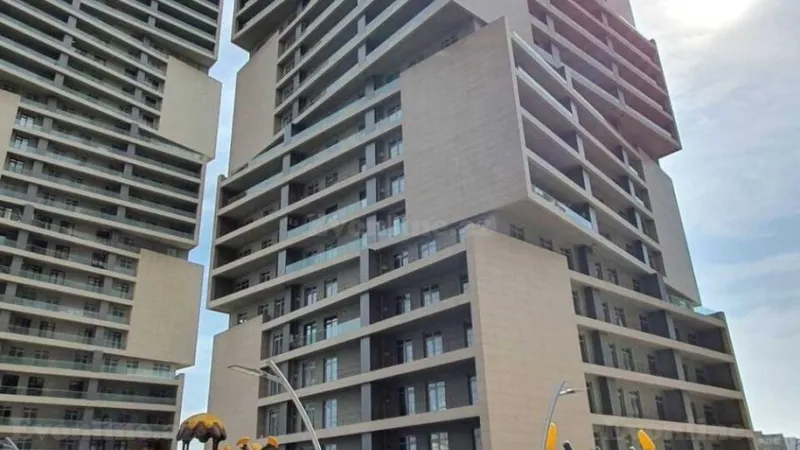 Kirayə verilir 3 otaqlı Mənzil Yeni tikili 110 m² 8 Noyabr m.