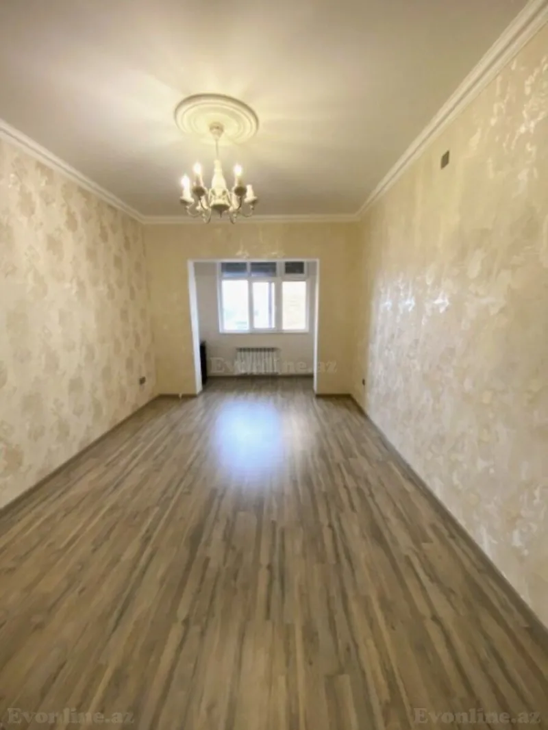 Satılır 2 otaqlı Mənzil Köhnə tikili 70 m² 8-ci mikrorayon - şəkil 4