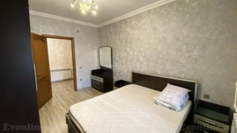 Satılır 2 otaqlı Mənzil Köhnə tikili 70 m² 8-ci mikrorayon - şəkil 8