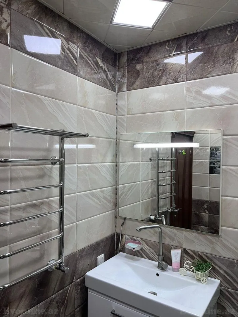 Satılır 5 otaqlı Mənzil Köhnə tikili 113 m² Sabunçu r. - şəkil 15