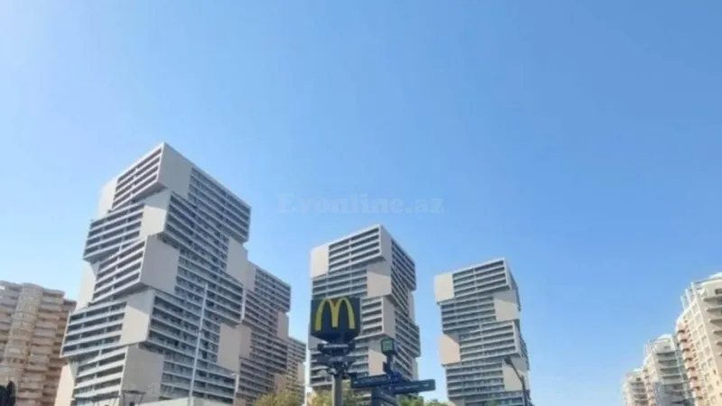 Satılır 3 otaqlı Mənzil Yeni tikili 148 m² 8 Noyabr m.