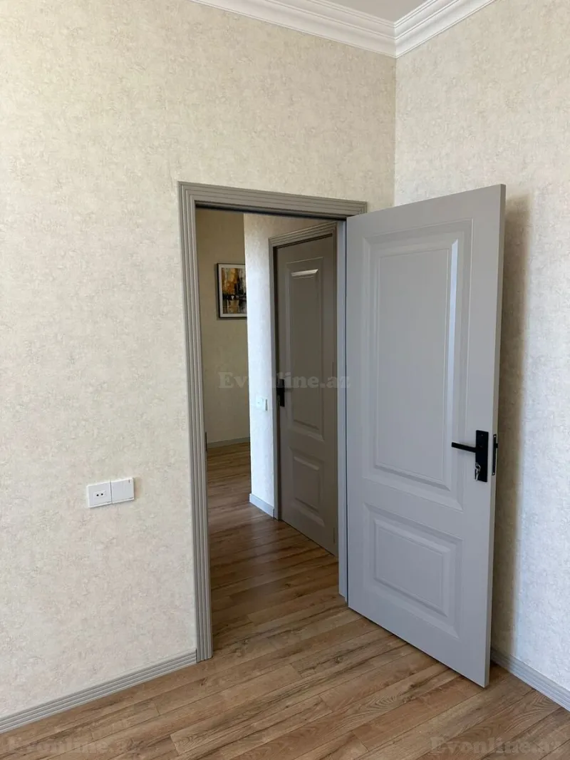 Satılır 3 otaqlı Mənzil Yeni tikili 85 m² Səbail r. - şəkil 16