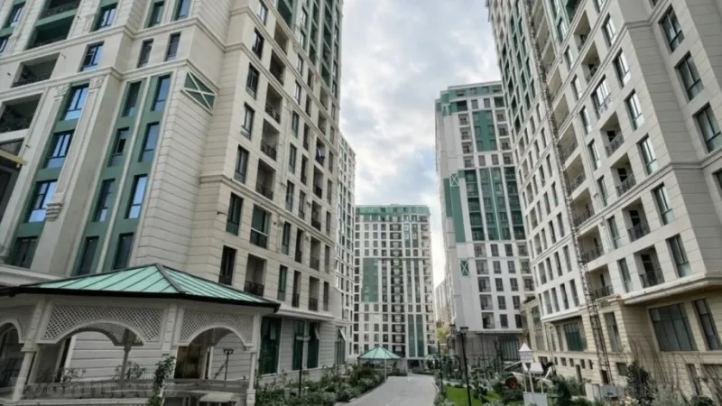 Satılır 4 otaqlı Mənzil Yeni tikili 120 m² Gənclik m. - şəkil 2