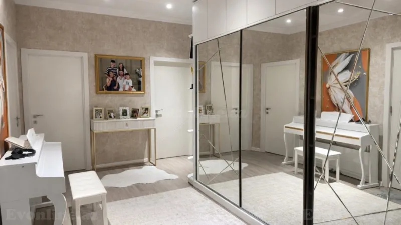 Satılır 4 otaqlı Mənzil Yeni tikili 120 m² Gənclik m. - şəkil 8