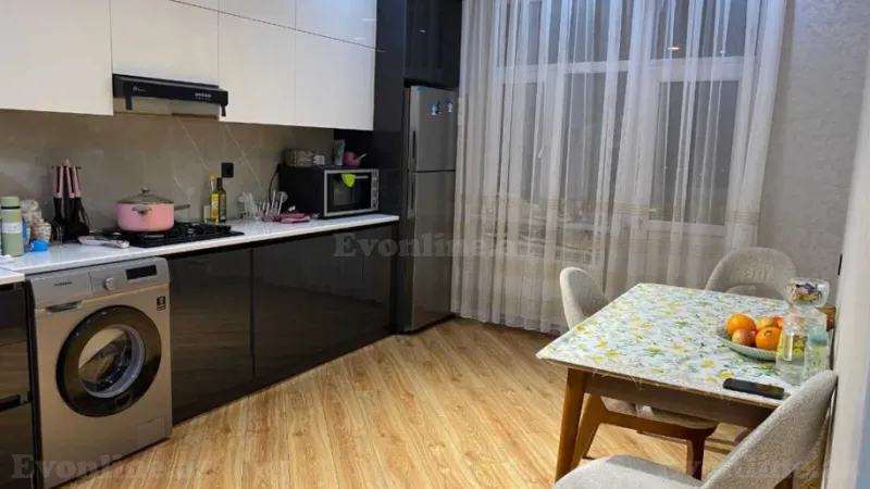 Kirayə verilir 3 otaqlı Mənzil Yeni tikili 85 m² İnşaatçılar m. - şəkil 17
