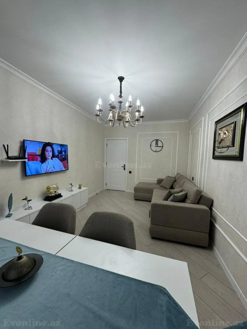 Satılır 4 otaqlı Mənzil Köhnə tikili 70 m² Azadlıq prospekti m. - şəkil 3