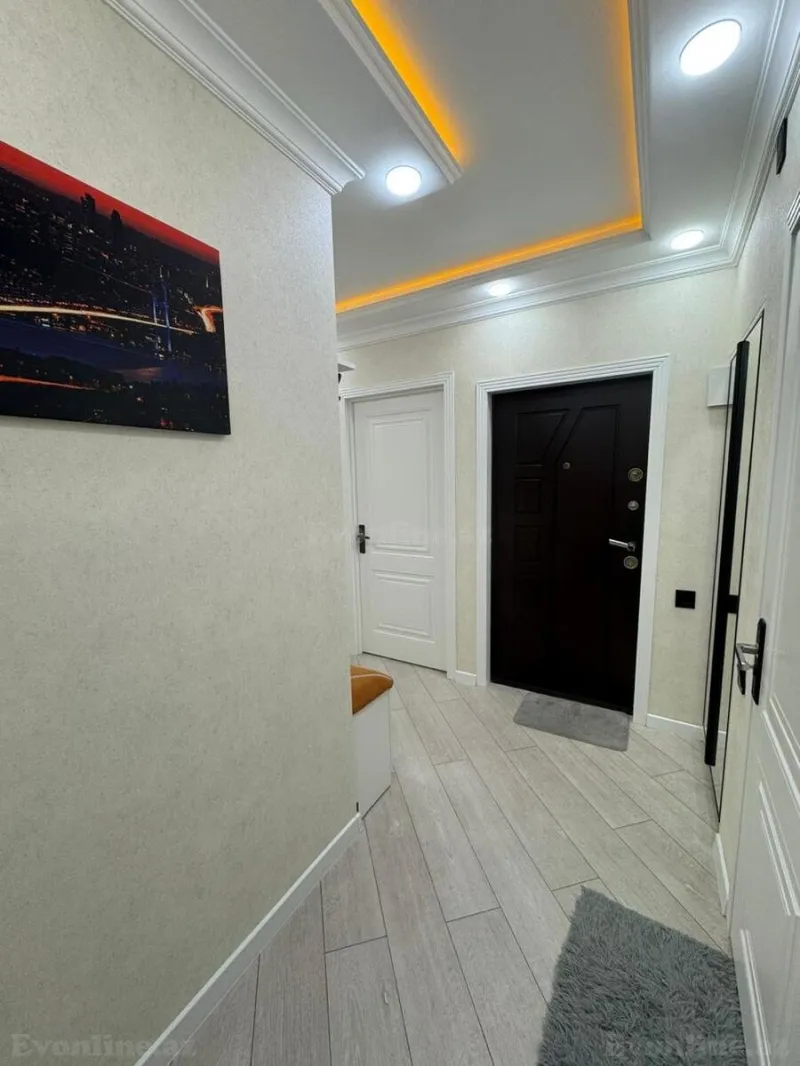 Satılır 4 otaqlı Mənzil Köhnə tikili 70 m² Azadlıq prospekti m. - şəkil 4