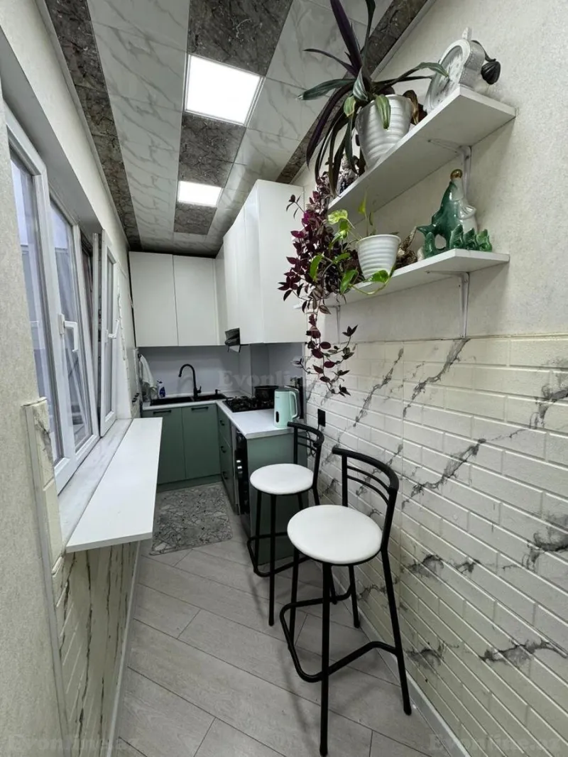 Satılır 4 otaqlı Mənzil Köhnə tikili 70 m² Azadlıq prospekti m. - şəkil 10