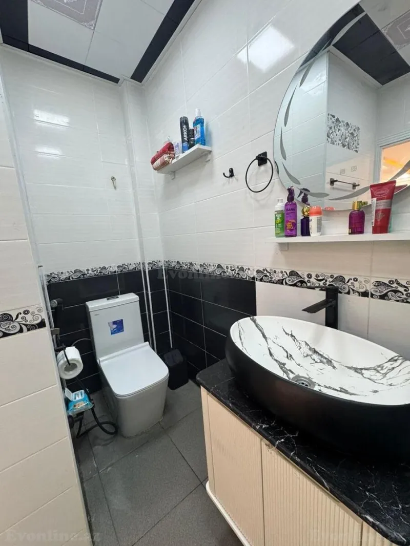 Satılır 4 otaqlı Mənzil Köhnə tikili 70 m² Azadlıq prospekti m. - şəkil 14