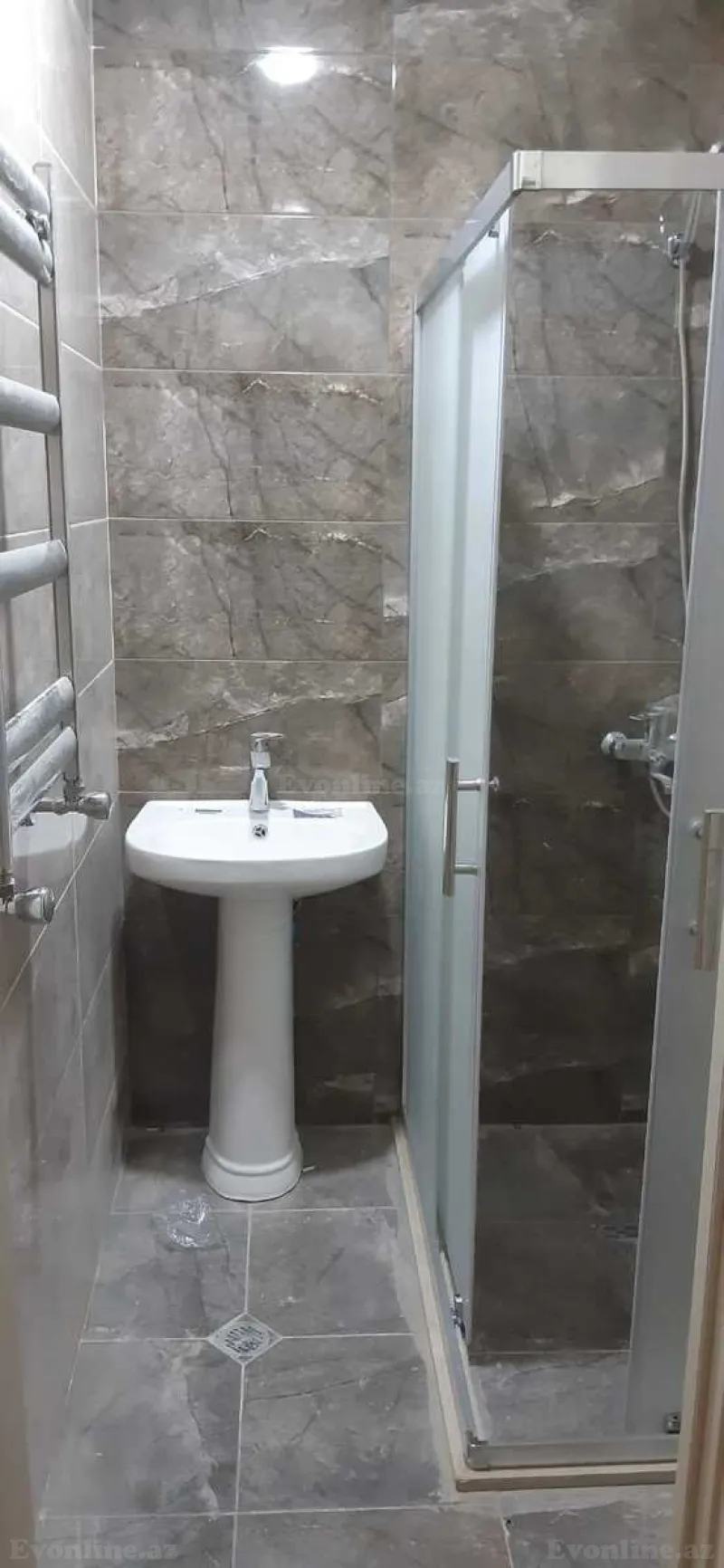 Kirayə verilir 2 otaqlı Mənzil Yeni tikili 80 m² Bayıl - şəkil 14