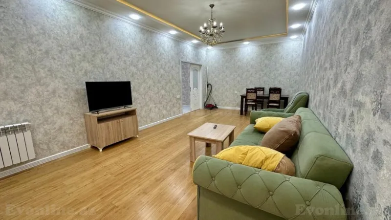 Satılır 2 otaqlı Mənzil Yeni tikili 100 m² 8 Noyabr m. - şəkil 3